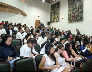 10341715_699375196791015_6180011976130044044_n