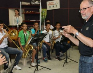 10426630_703782949683573_6806594591871553859_n