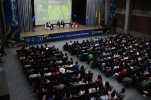 59737_732911140104087_7401819415070721375_n