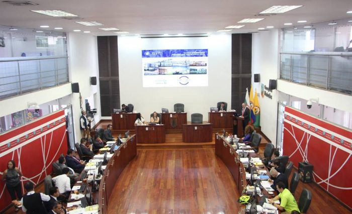 37603558_1893189690742887_1798937341008543744_n