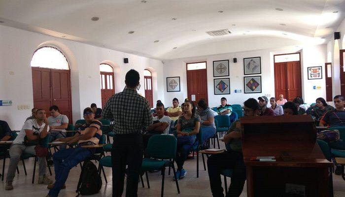 WhatsApp-Image-2018-10-05-at-11.18.12-AM-compressor