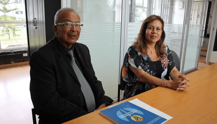 RECONOCIMIENTOS-EGRESADOS-compressor