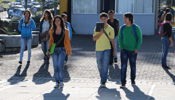 ESTUDIANTES-compressor