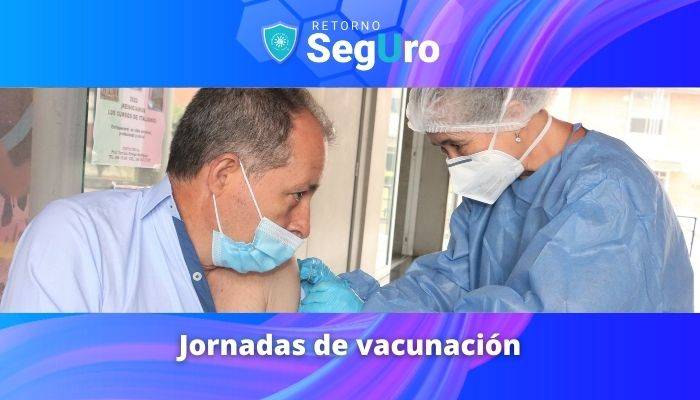 Vacunación en el Hall Central de la Universidad de Caldas