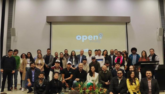 Algunos estudiantes de la Universidad de Caldas resultaron favorecidos en la convocatoria Open Más