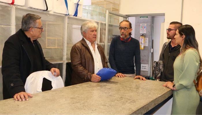 gracias a este evento se logró establecer conexiones con dos docentes de la Universidad Agraria La Molina de Lima, Perú, con quienes se comenzó a revisar la posibilidad de establecer alianzas estratégicas para desarrollar proyectos de investigación con los semilleros y con los programas de licenciatura de la Universidad de Caldas.