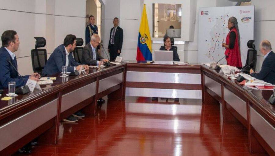 reunión ministerio de educación