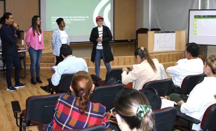 reunión con minciencias