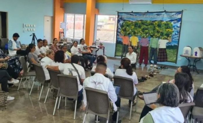 reunión con víctimas del conflicto