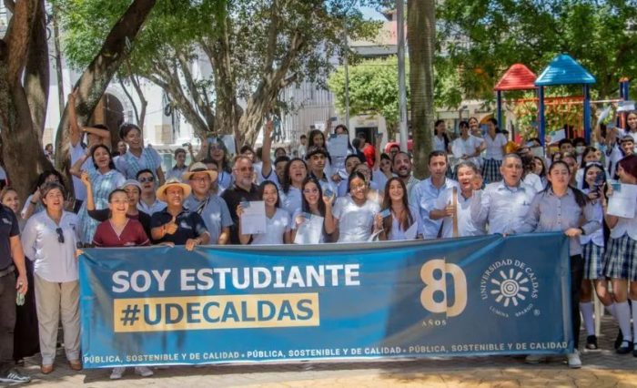 estudiantes de colegios municipales