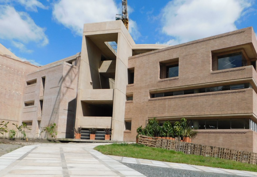 Centro Cultural Rogelio Salmona