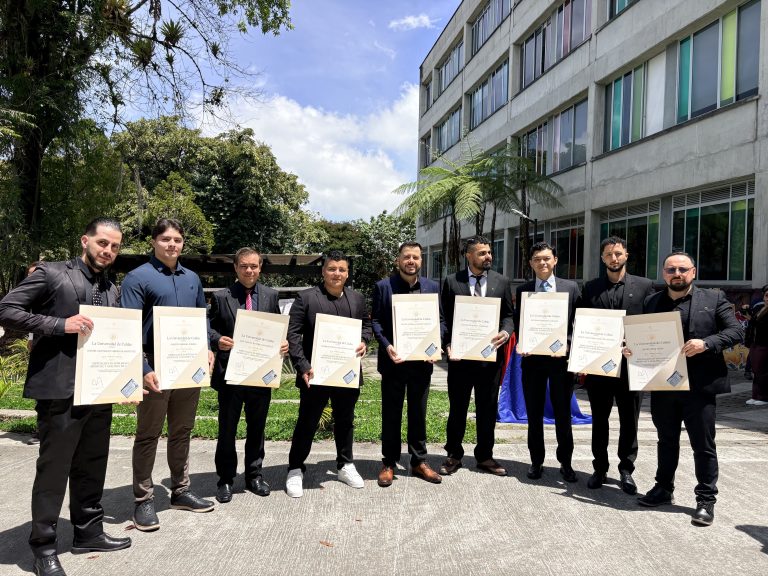La Universidad de Caldas gradúa su primera cohorte de la Especialización en Inteligencia Artificial y Analítica de Datos